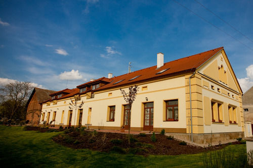 Pension Smetanuv Statek Hradec Králové Zewnętrze zdjęcie